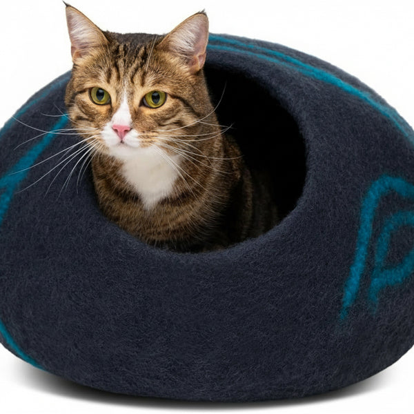 Cat Cave – Premium Handmade Felt Bed for Indoor Cats